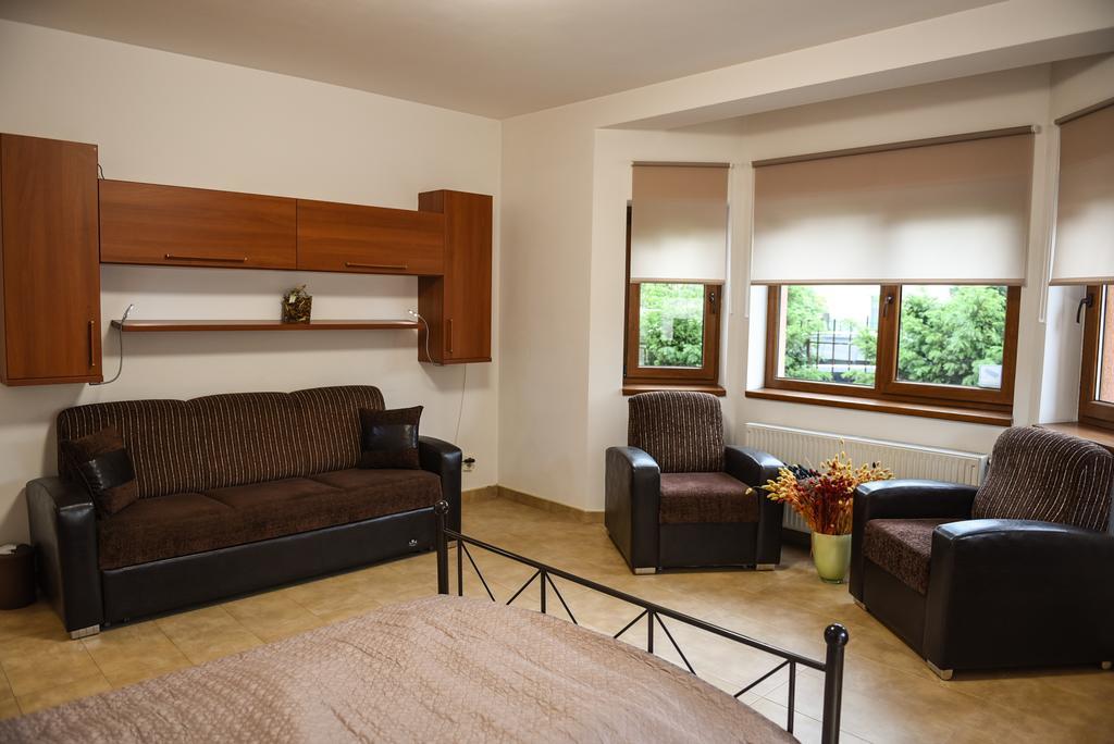 Modern Apartment Near City Center Cluj-Napoca Eksteriør billede