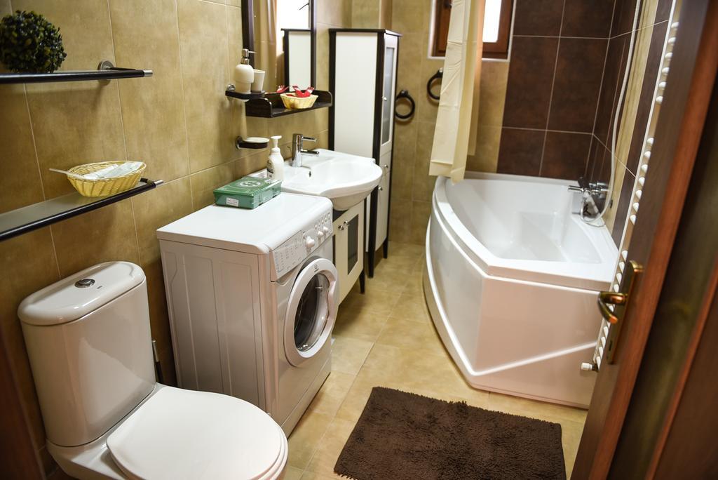 Modern Apartment Near City Center Cluj-Napoca Eksteriør billede