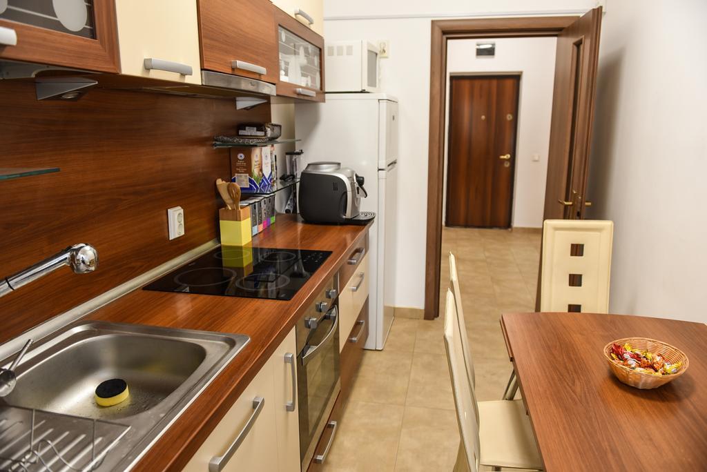 Modern Apartment Near City Center Cluj-Napoca Eksteriør billede